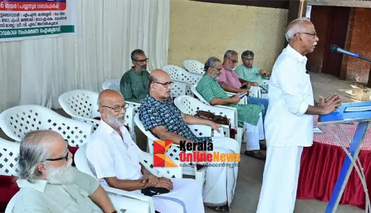 Democracy is the courage of the people in the criminalization of politics: M.N. Karassery