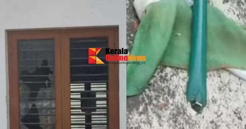 Congress office in Kadannappally vandalized, flagpole uprooted