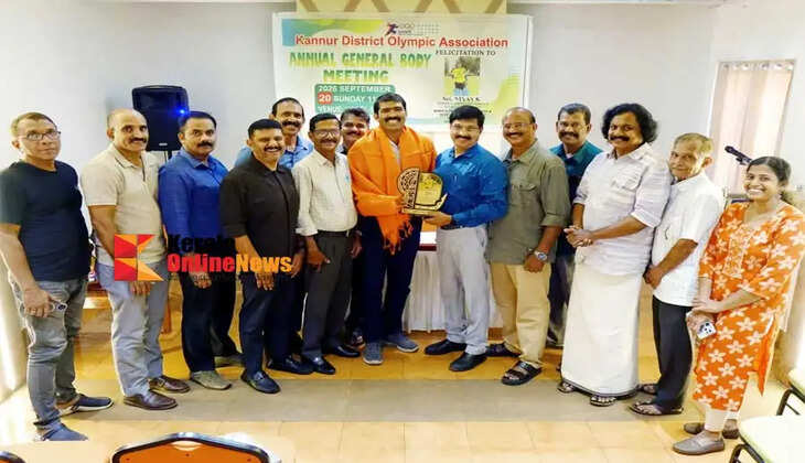 Indian hockey player Niyaz felicitated