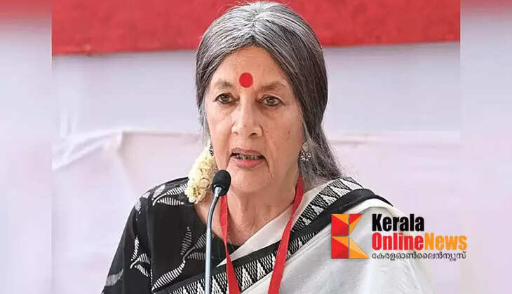 "Who showed Sonia the potty?" Brinda Karat slams Rahul Gandhi