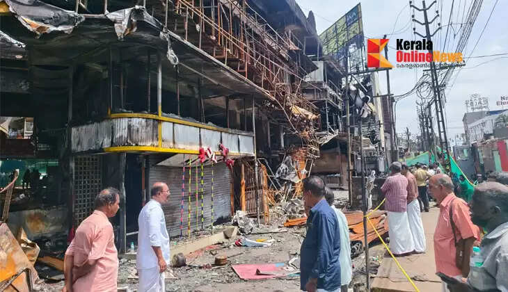 BJP Kannur district leaders reached Taliparamba with a touch of consolation at the disaster site.