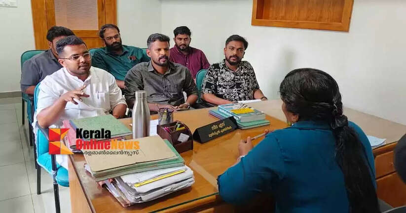 The activities related to urban beautification in Taliparamba Municipality are a daylight robbery DYFI