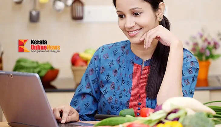 From the kitchen to earning an income; homemakers too can try this business.