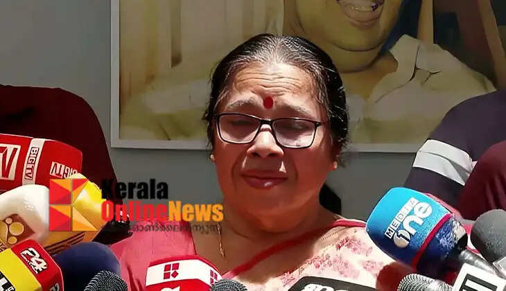 PK Sreemathi laments in front of the media that she is pretending to be the wife of some MLA and is collecting pension, spreading fake news against her and her family.
