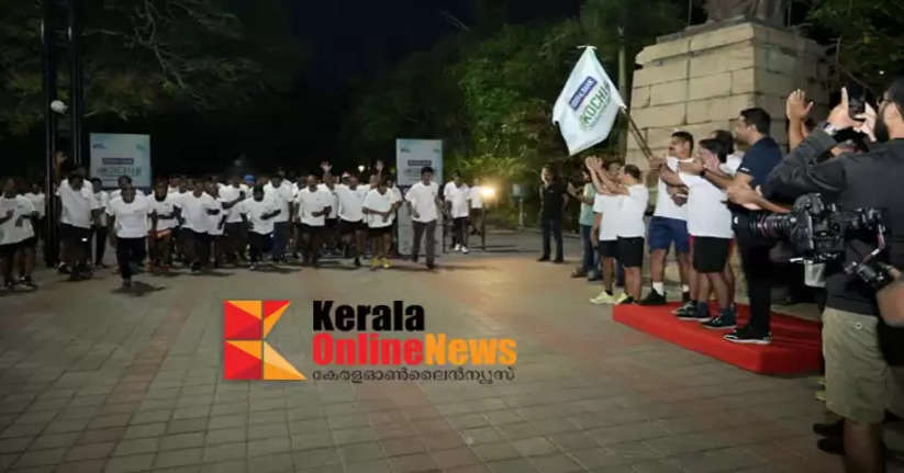 Federal Bank organized a training run ahead of the third edition of Kochi Marathon