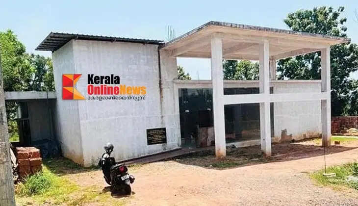 Construction of Kadachira Family Health Centre building delayed; memorandum submitted to Health Minister.