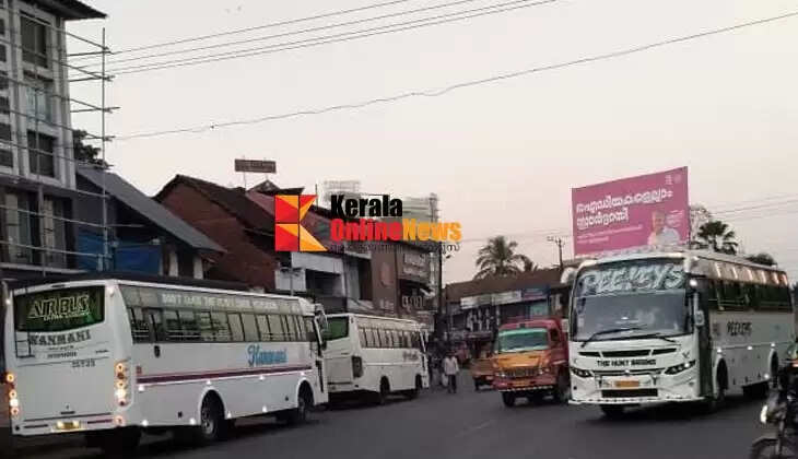 Private bus strike begins in Kannur district: Passengers stranded, KSRTC with additional services on many routes