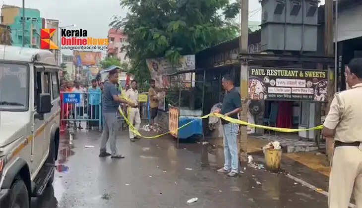 Fire at a hotel near Tarapith Temple in West Bengal; six pilgrims meet a tragic end.