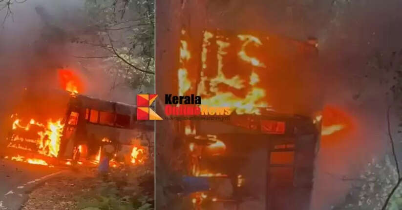 Tourist bus burnt to ashes at Makkoottam Pass