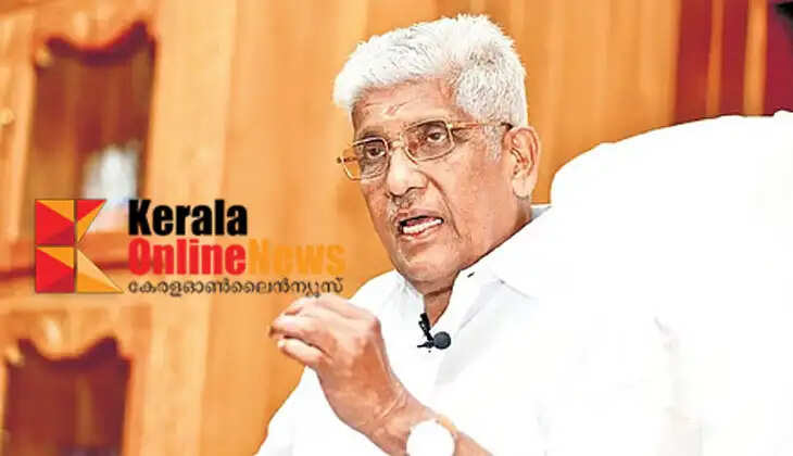 No one is prohibited from offering floral tributes at Mannam Samadhi; NSS General Secretary G Sukumaran Nair says that the use of dog squads for inspection is unacceptable