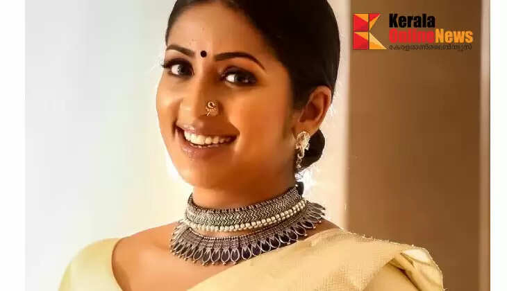 Cyclist hit by lorry; Followed by actress Navya Nair