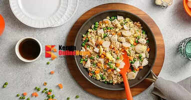 Chicken fried rice that will make you want it again after eating it.