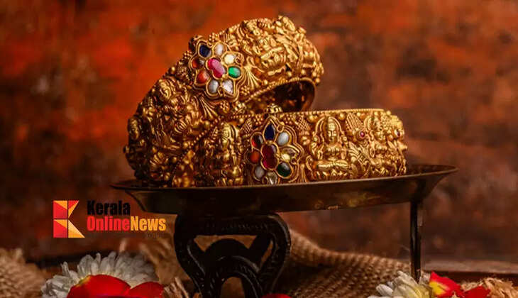 Gold prices down ..! Decreased by Rs 480 by noon