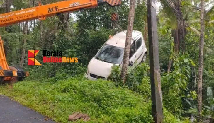The car overturned into a drop after swerving to avoid a pothole on the roadside.